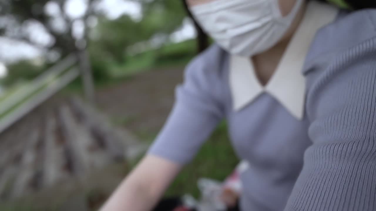 【初撮影・無修正】シネマ画風！個数限定！処女喪失まで20年かかった初心で清楚な20才の女子大生